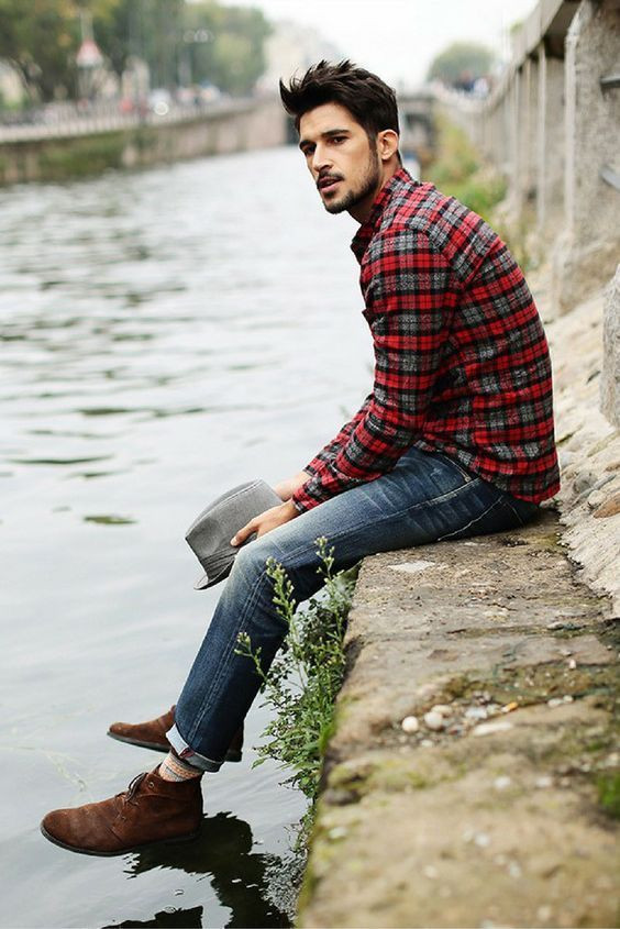 Men's checkered shirt look